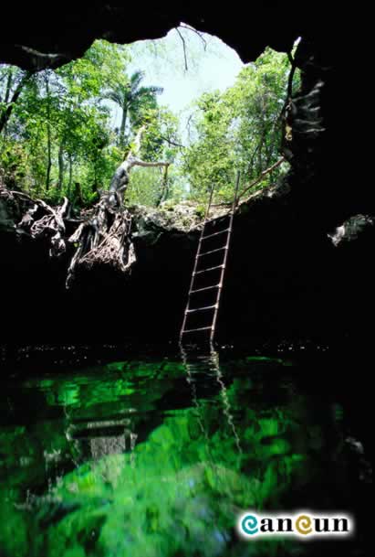 Cenote Calavera